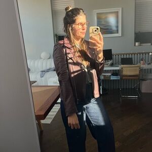 Chic Women's Leather Jacket in Deep Burgundy